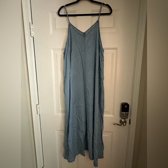 Baltic Born Kyla Maxi Dress - Picture 5 of 6